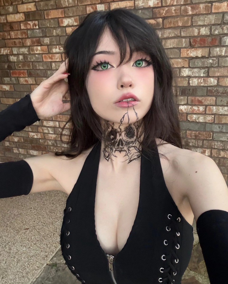 Urcrushnicki's beta creep tweet media