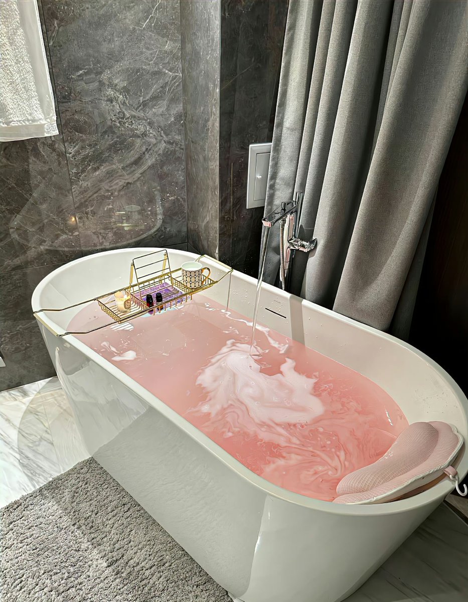 caitlin heidenreich tweet media