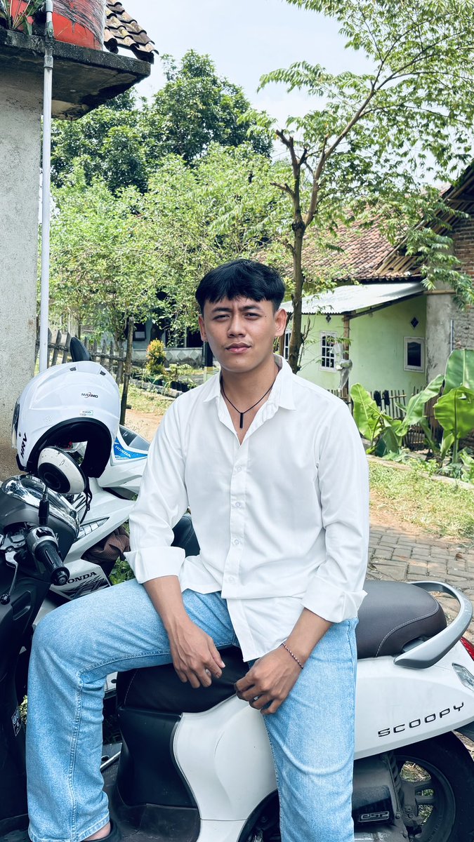 arezz🪬 tweet media