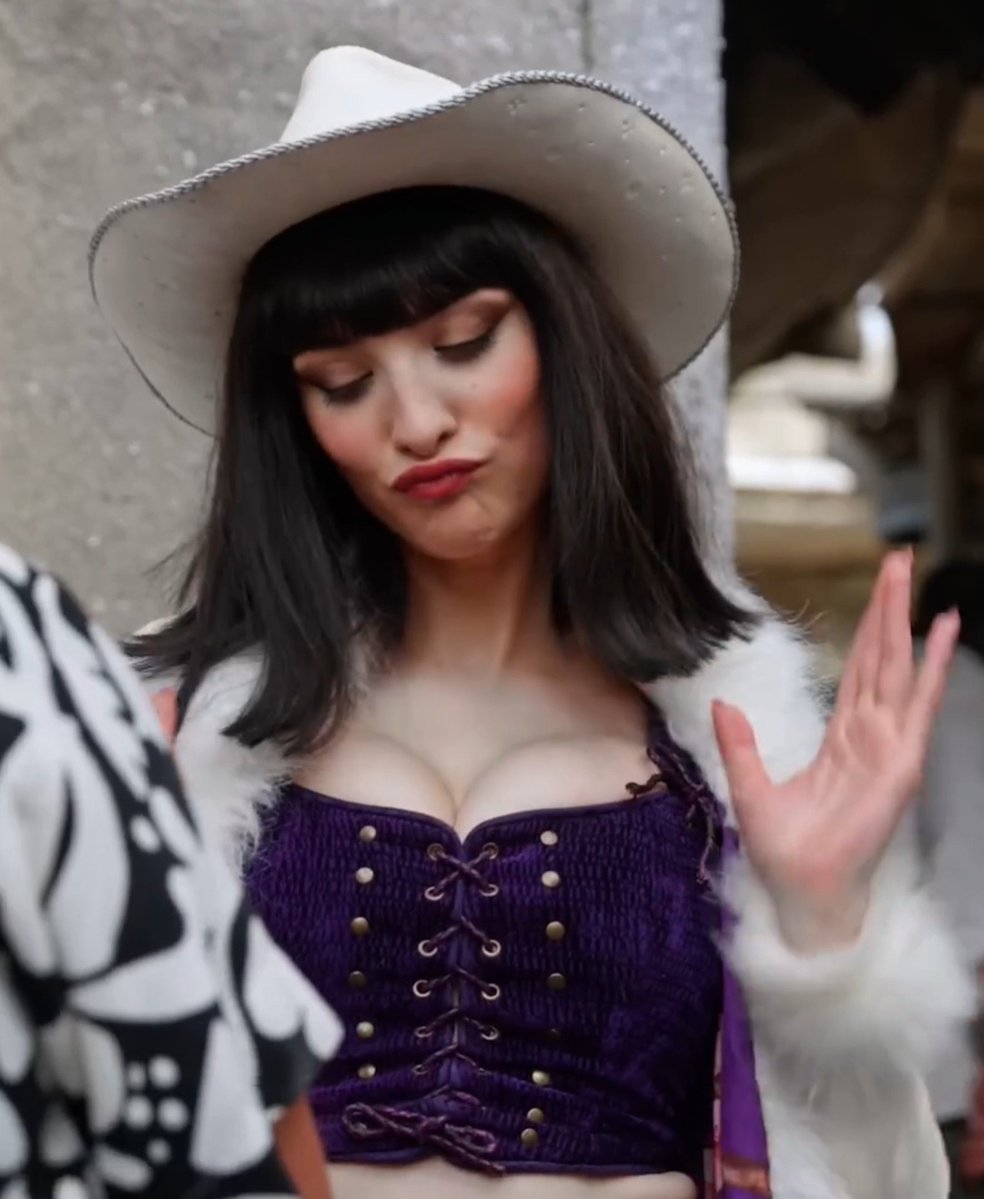 Scarlet Speedster tweet media