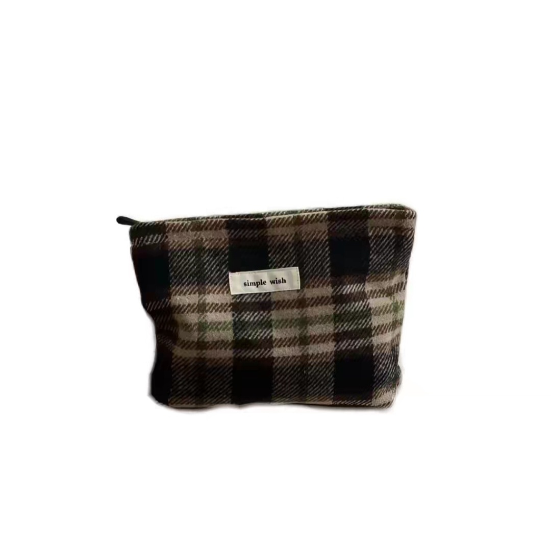 tlcanadian's tweet photo. ina go 🇲🇨 | pre order simple wish pouch ! 🌟

● first payment : 50k - 75k
● exc cartax (est 10-15k)
● due date : to be announced
● shipping air cargo : (2-3 weeks)

💌 dm to order yah! 🫵😚
📍 jatim https://t.co/Ser021ANdo