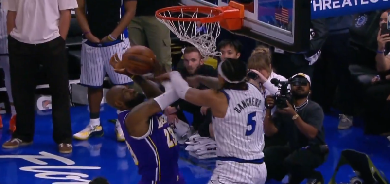 Apex Jones tweet media