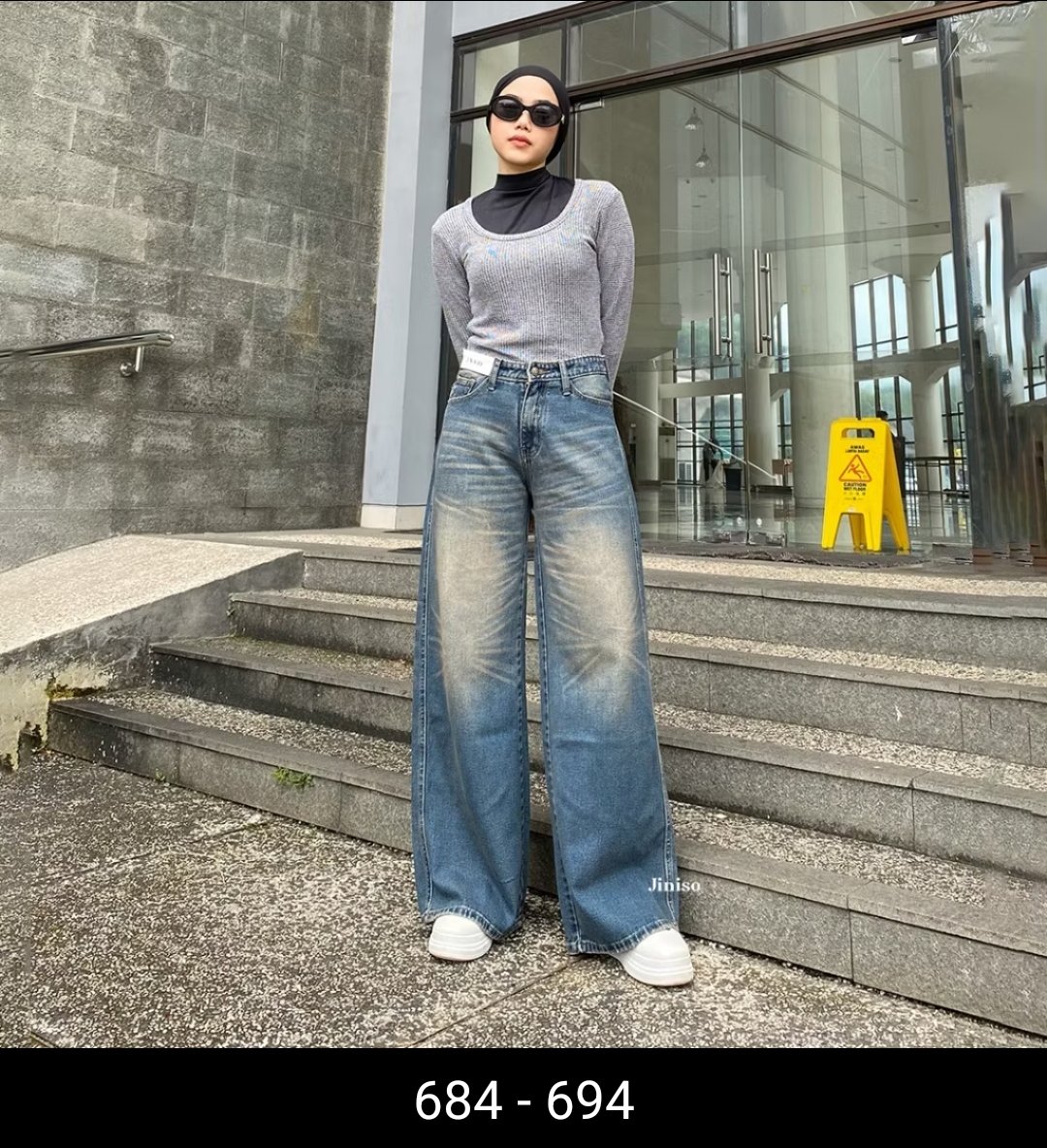 wPureblood's tweet photo. wts jeans jiniso baggy ukuran 31
175k
baru aku pakai 2 kali, masih good condi. dm for more details ya https://t.co/vjizevzpkj