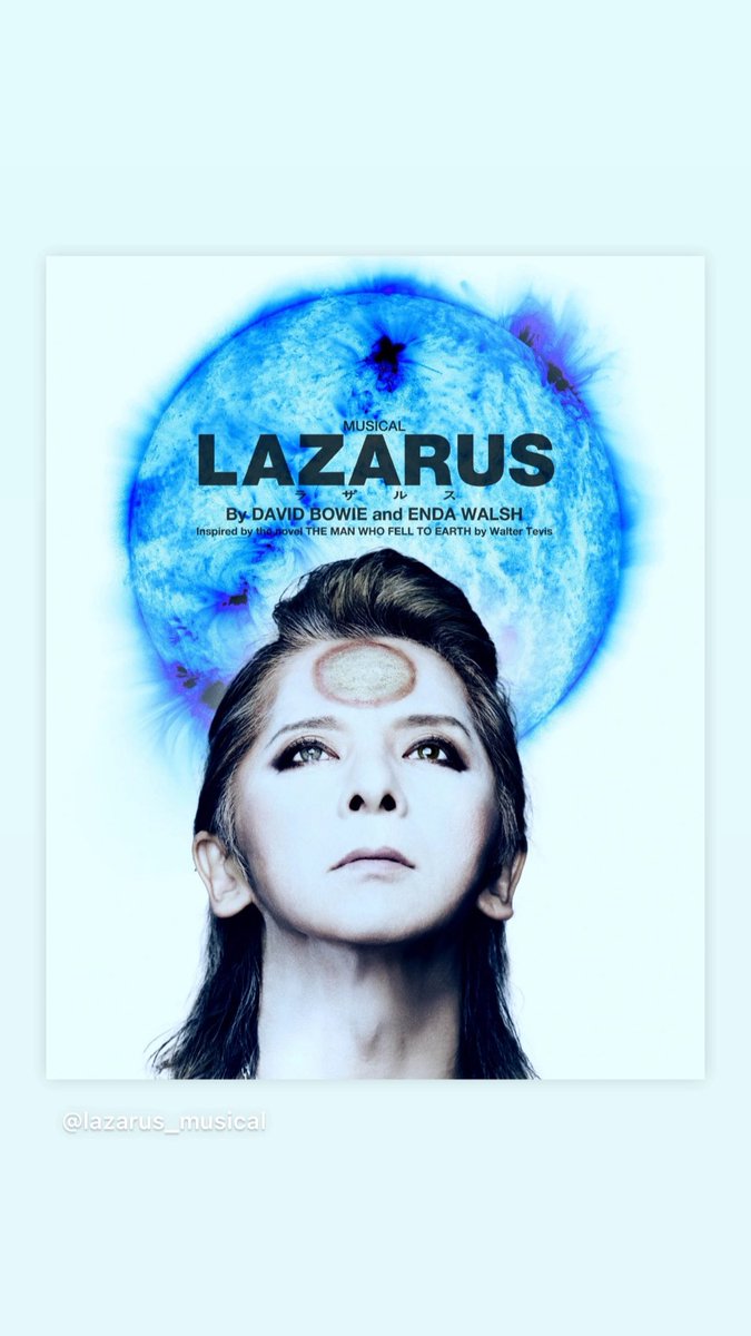 mitsurumatsuoka's tweet photo. 言葉が無い…
もう一度お会いしたかった…
もう一度LAZARUSをBowie
のお話をしたかった

日本初演、日本版、
僕達のLazarusを
本当に絶賛して下さり、
直接、“あなたはnewtonそのものだ”
“愛すべきnewtonだ。素晴らしい”
と称賛して下さった。

それを聞き、
僕は本当に辛かった
LAZARUSの日々から、
それまでの苦しみから、
解放され、
日本版LAZARUSのnewtonを演じられた事に心から感謝できるようになった。

そして、早いうちに、
FOXさん監修、
もしくはプロデュースで、
再演を願っていたし、
本気でそのオファーをしたいと
あらゆる人脈に打診して
実現させる事が僕のアーティスト、
俳優人生の今の糧になっていた…

親愛なるROBERT FOX 様
ご冥福をお祈りします
いつかまたお会いできますように…