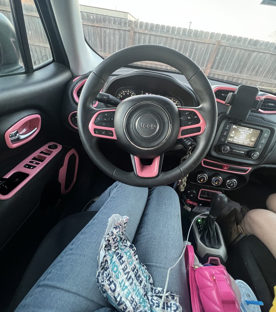 gus t.t. showbiz tweet media