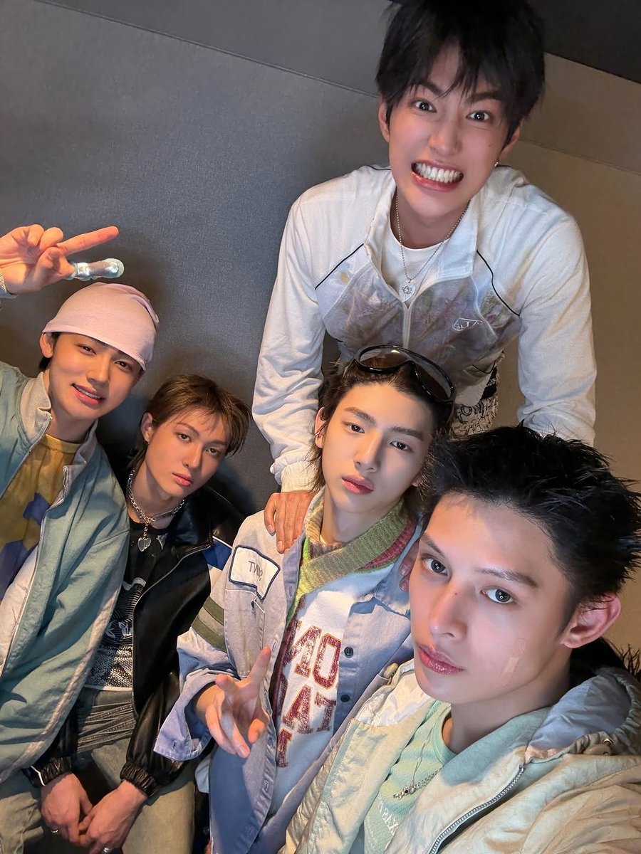 Jams, C͟o͟͟e͟͟r͟͟. tweet media