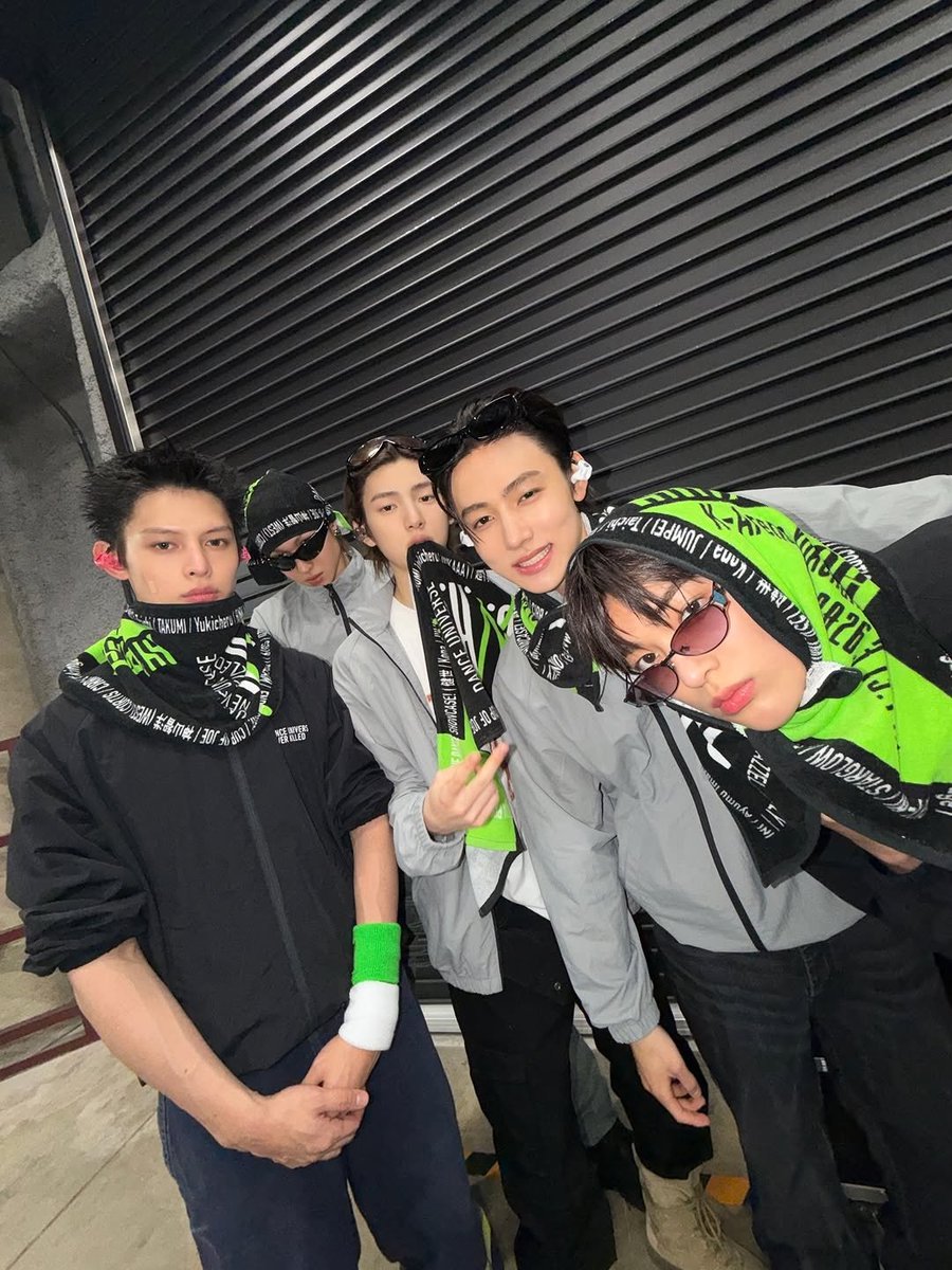 Jams, C͟o͟͟e͟͟r͟͟. tweet media