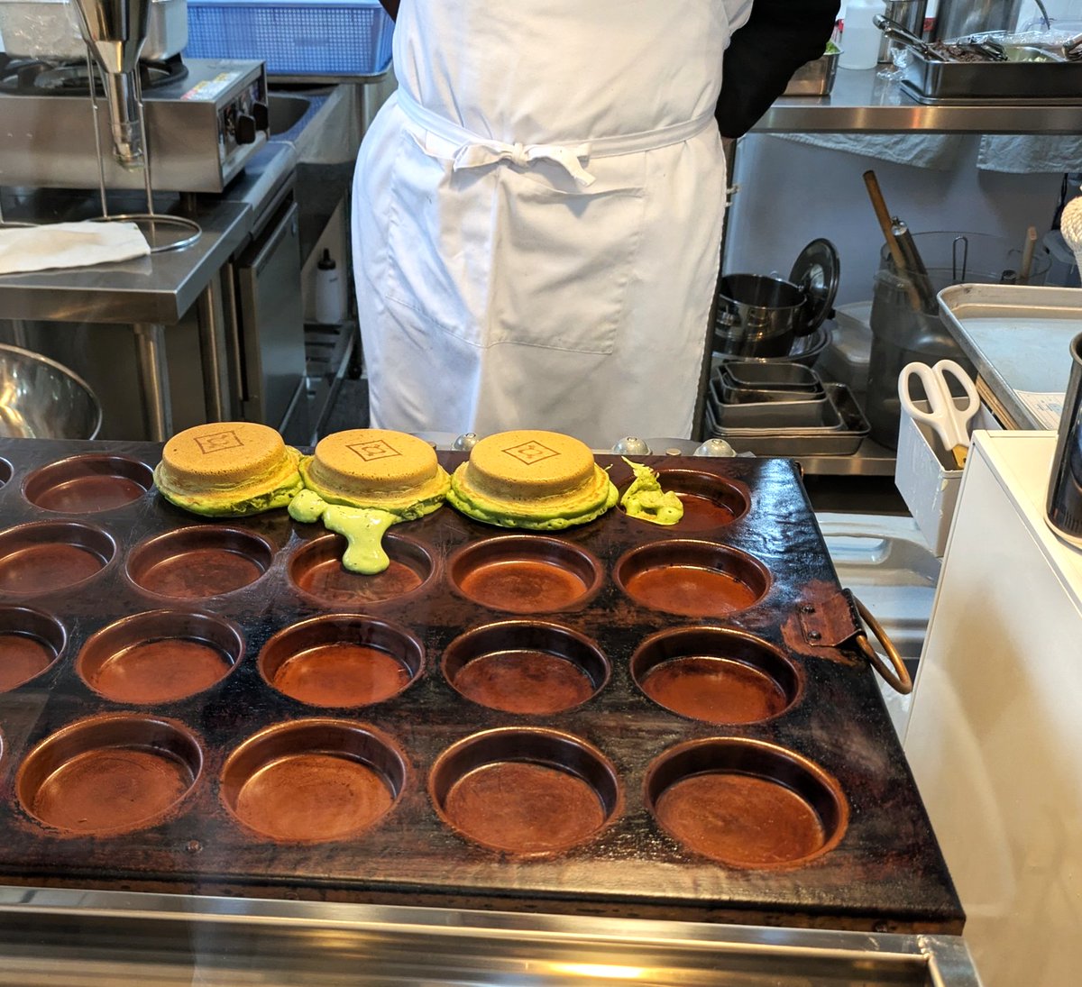 BowShaver tweet media