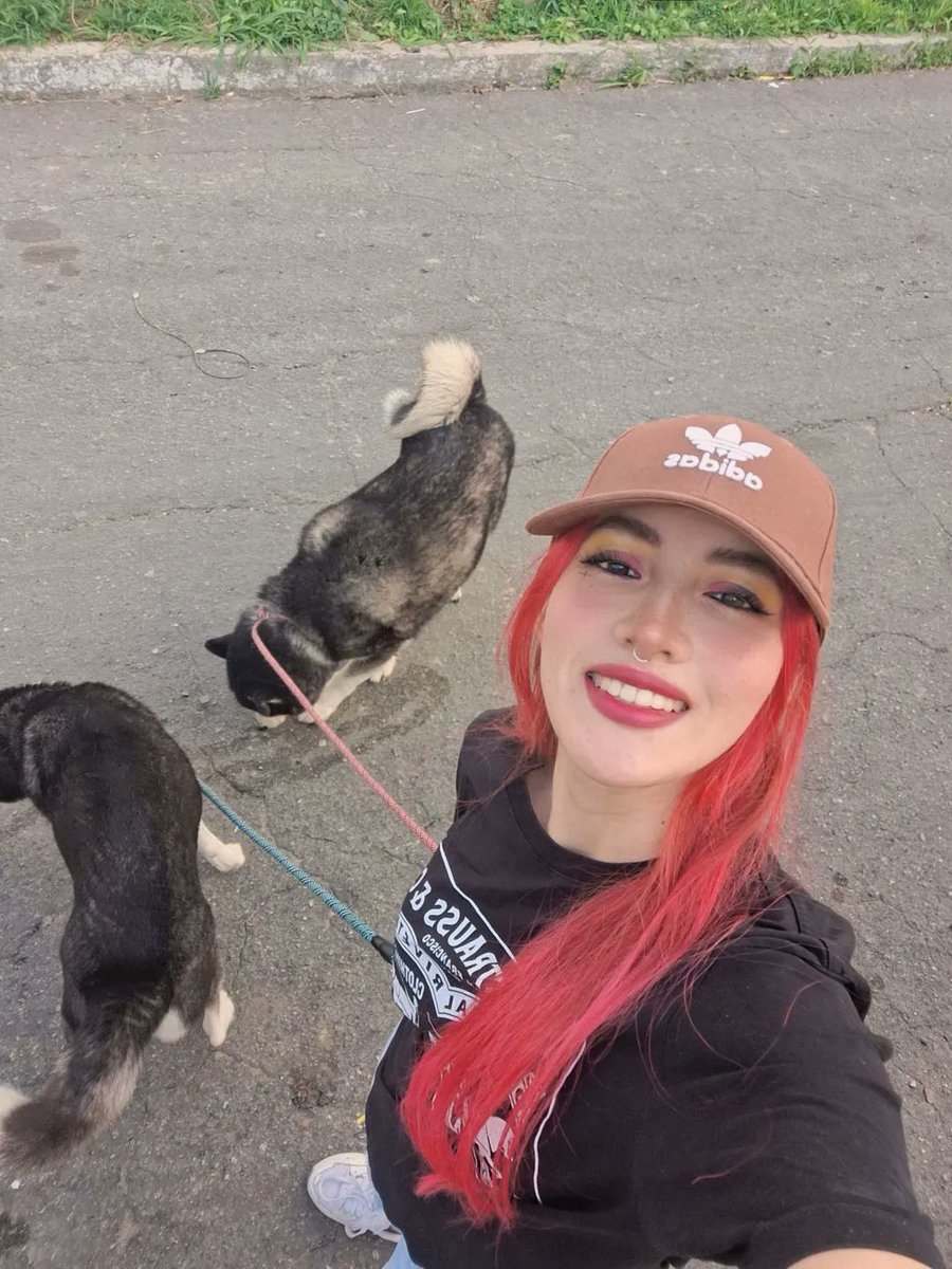 lauraduarttee's tweet photo. 🐺💖 https://t.co/mkJfsdPgkS