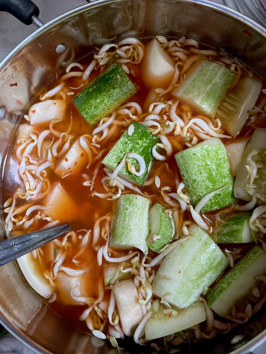 L A LA 🍉 tweet media