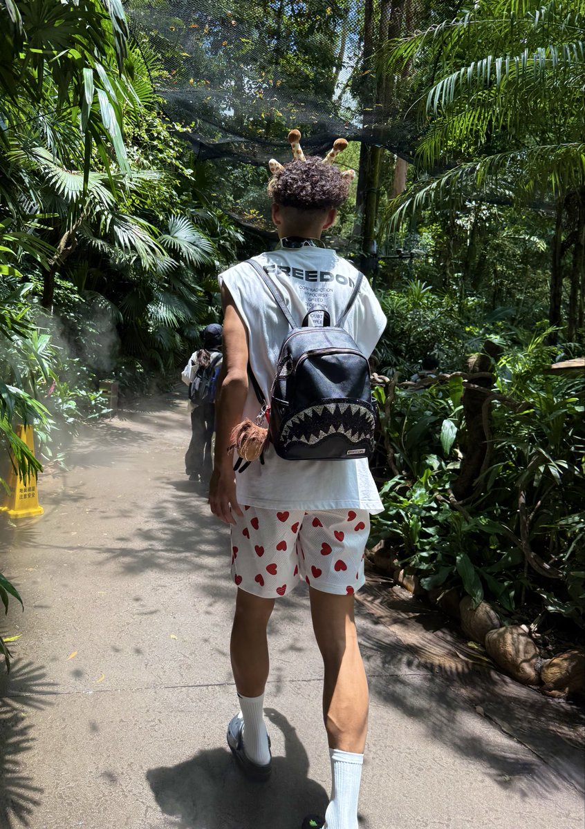 杨增一 tweet media