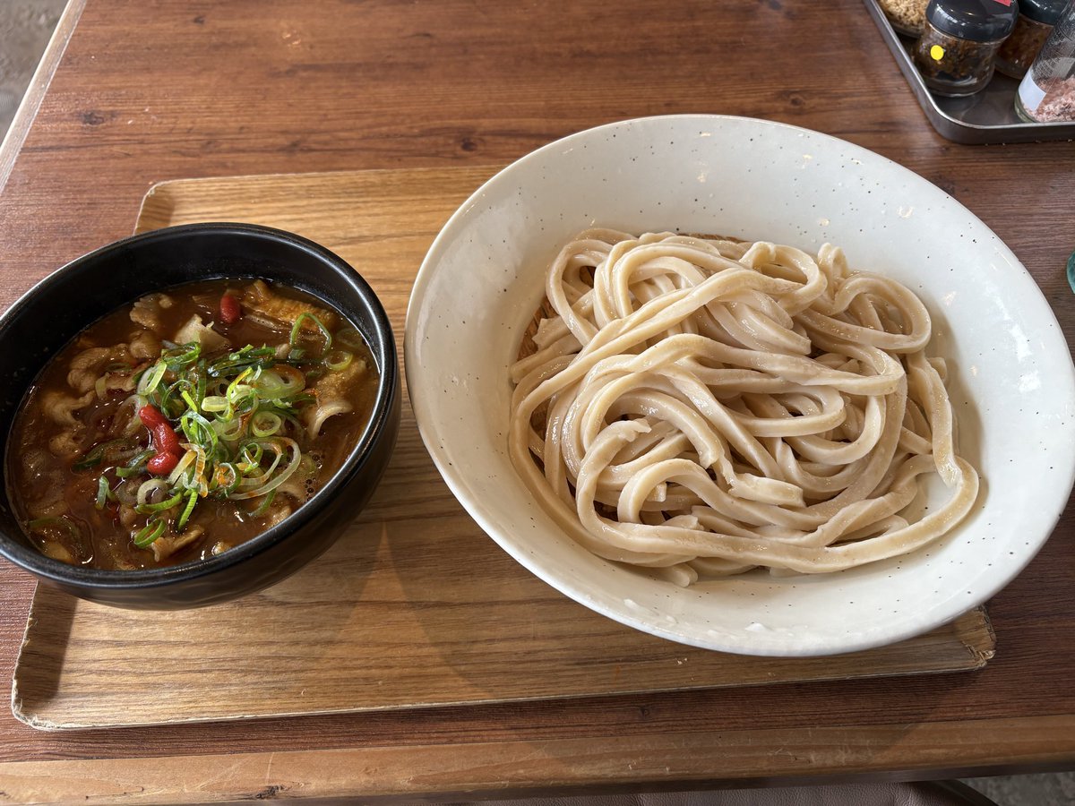 あかり tweet media