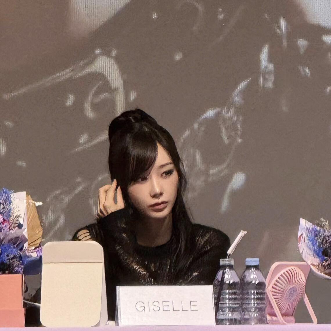 francis ! tweet media