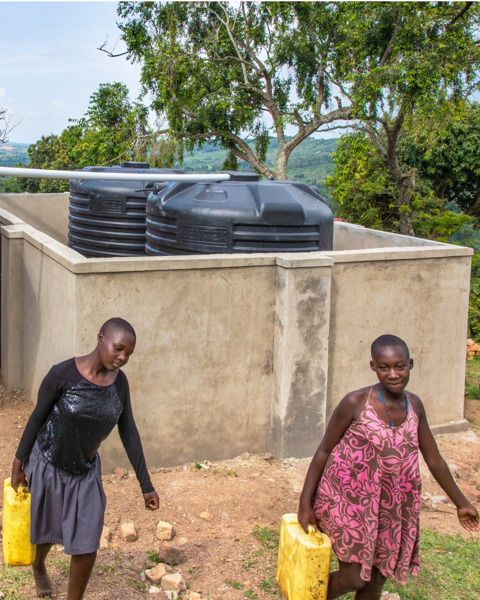 Rotary International tweet media