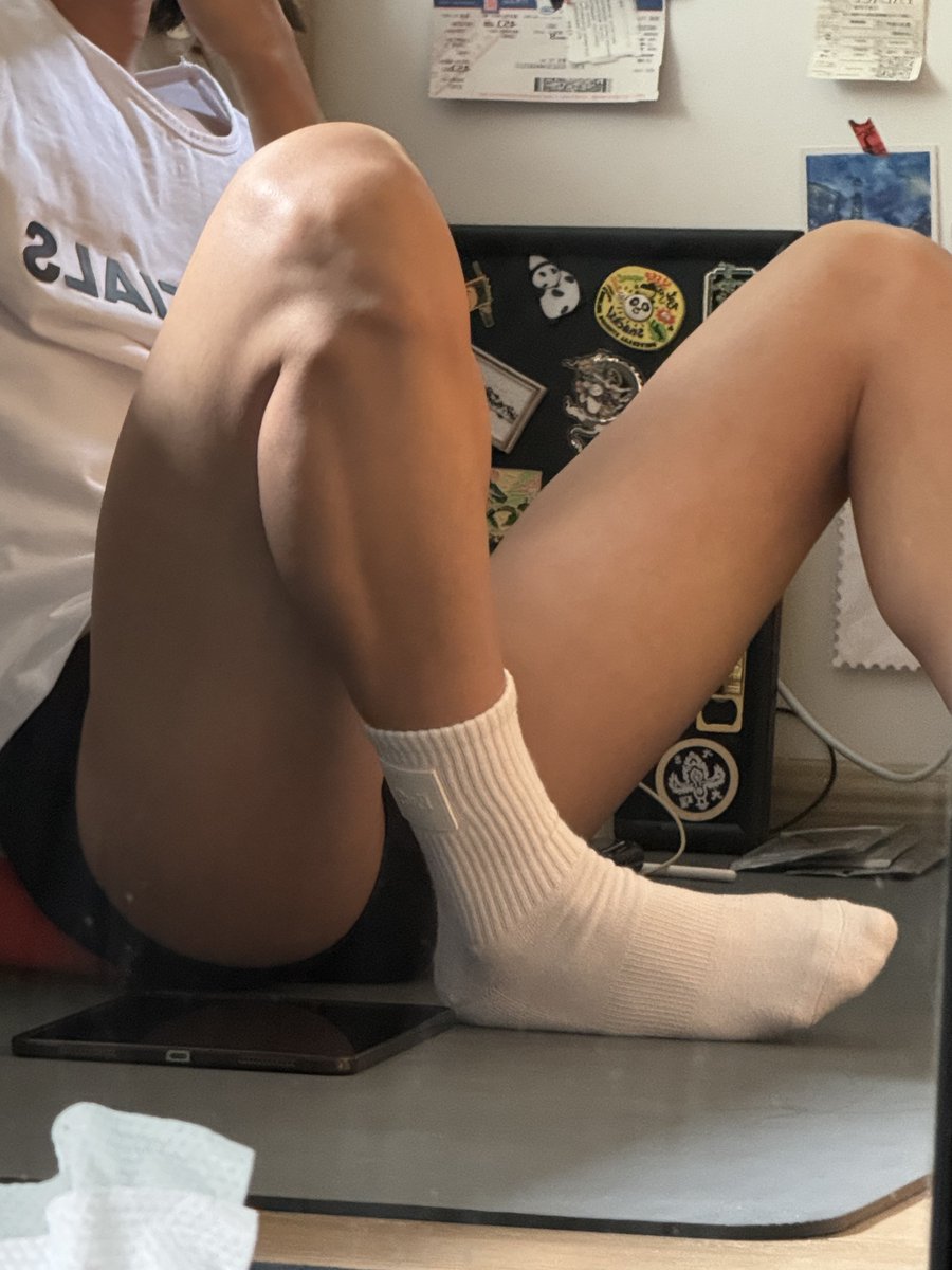 Monsterss tweet media