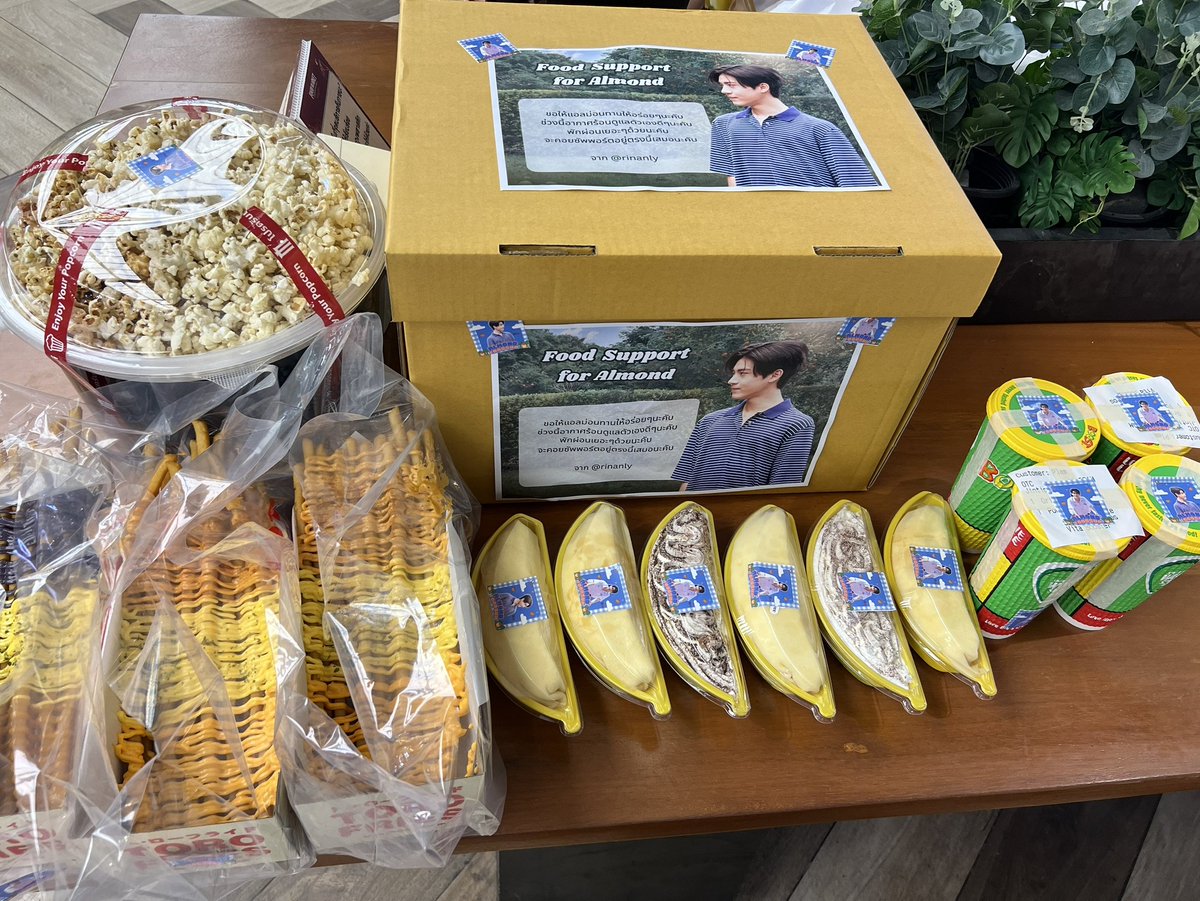AlmondOfficial_'s tweet photo. 🍱 #ปิ่นโตของแอลม่อน
[ #WhenOrangesFallQ7 ] 🍊🌳

✨️ ขอบคุณ Food Support by @Rinanly00

      มื้อเที่ยงวันนี้ เสิร์ฟเป็นอาหารญี่ปุ่น พร้อมขนมทานเล่นอร่อยๆมากมาย ปิดท้ายด้วยเครื่องดื่มผลไม้สด บูสๆความสดชื่น~ 🥰 ทานให้อร่อยนะค้าบ สู้ๆ ✌️

#Almondbabybigboy 
#WhenOrangesFall https://t.co/85eFJDqpfG