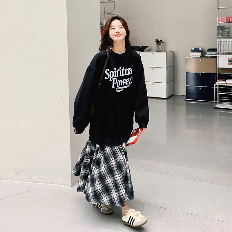 Laura Anne Anderssen tweet media