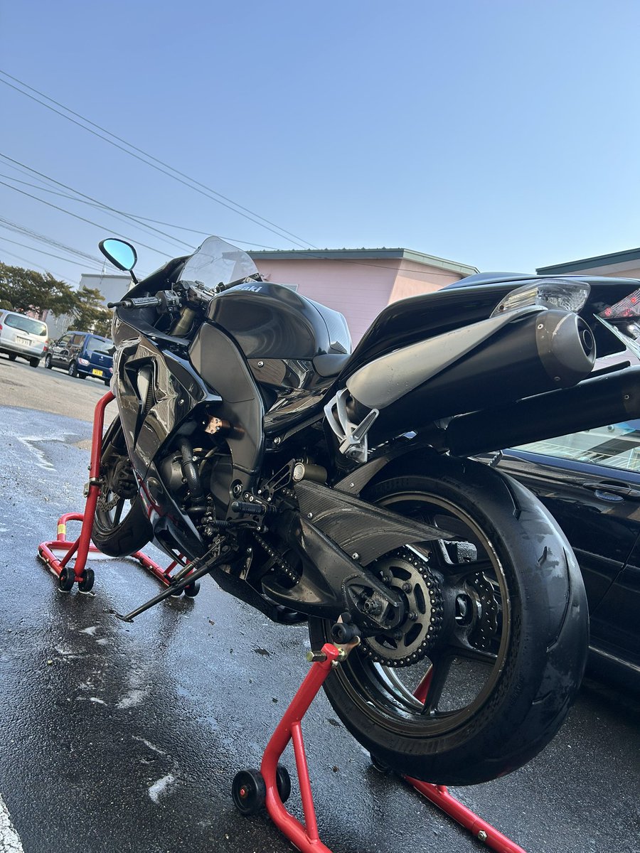 fm_0224's tweet photo. 4ヶ月も極寒の釧路でカバーかけて青空冬眠してたのに普通にエンジンかかってえらい https://t.co/8G4Z9hhEUu