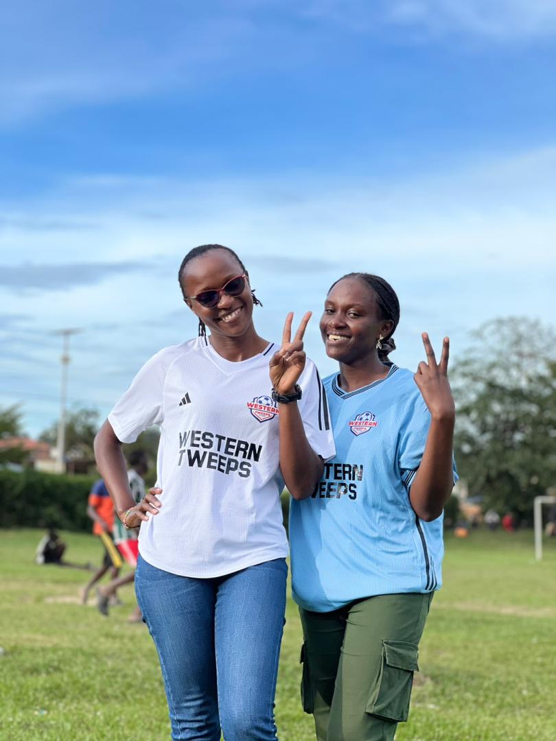 Busingye K😘💜💞 tweet media