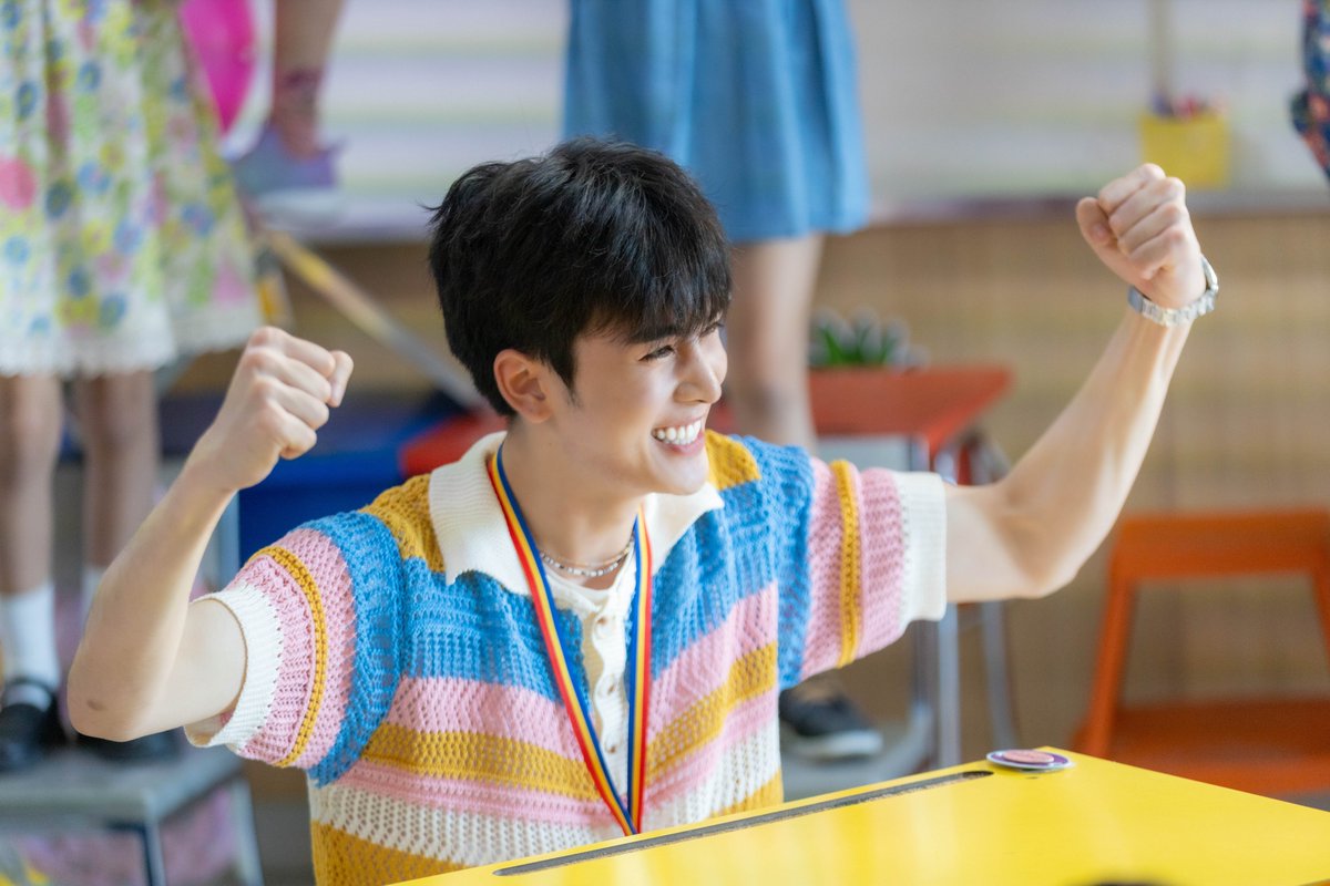 รักครูเท่าโลกเลย Love You Teacher tweet media