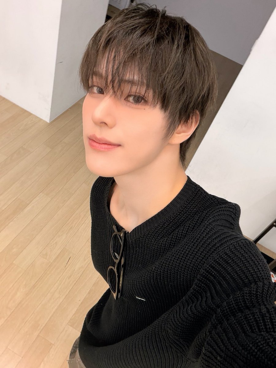 christina ᵕ̈ tweet media