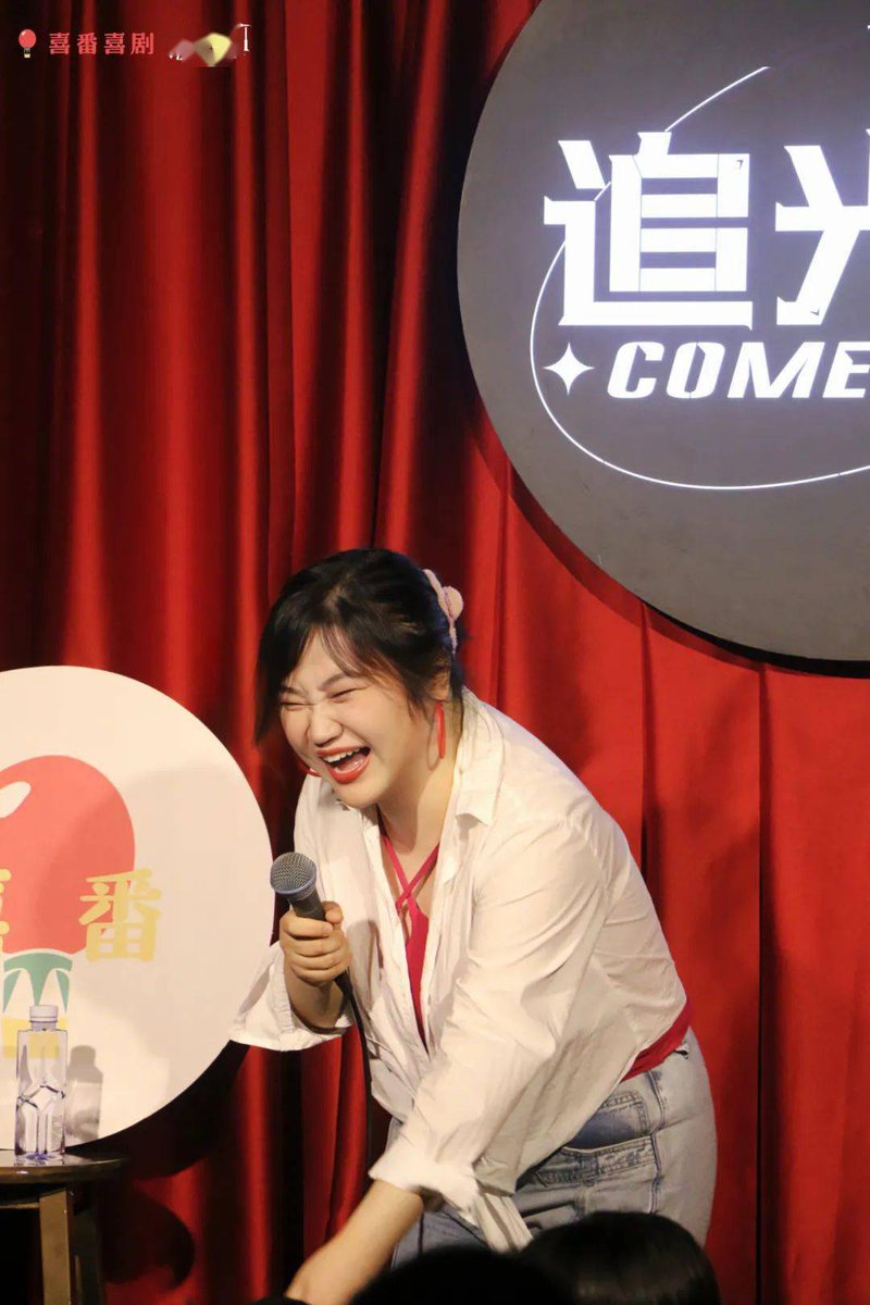 launa smith tweet media