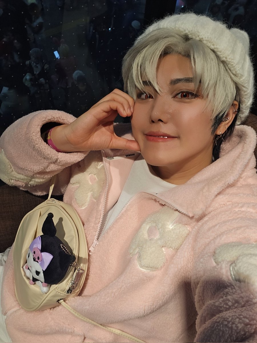 (새로계이하는)❄️지철 tweet media