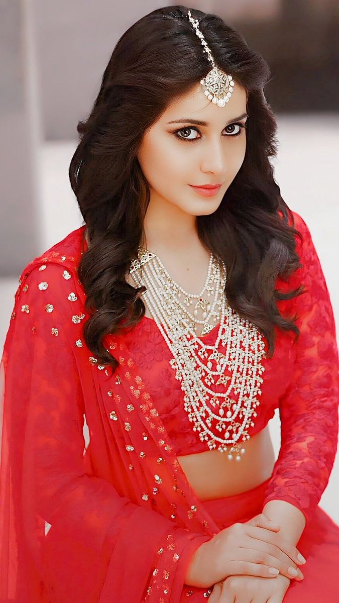 ❤️

बांध‌ कर उसके हाथ पर ताबीज़ नज़र का

मैं ख़ुद उस पर नज़रें लगाए बैठी हूं। ❣️

❤️

#Loveshayri
#TrueLove 🌹