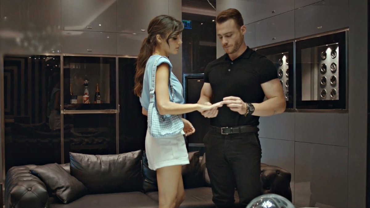 khwaabonmein's tweet image. #edser and their forever iconic flower ring🌸🐚🍃💍