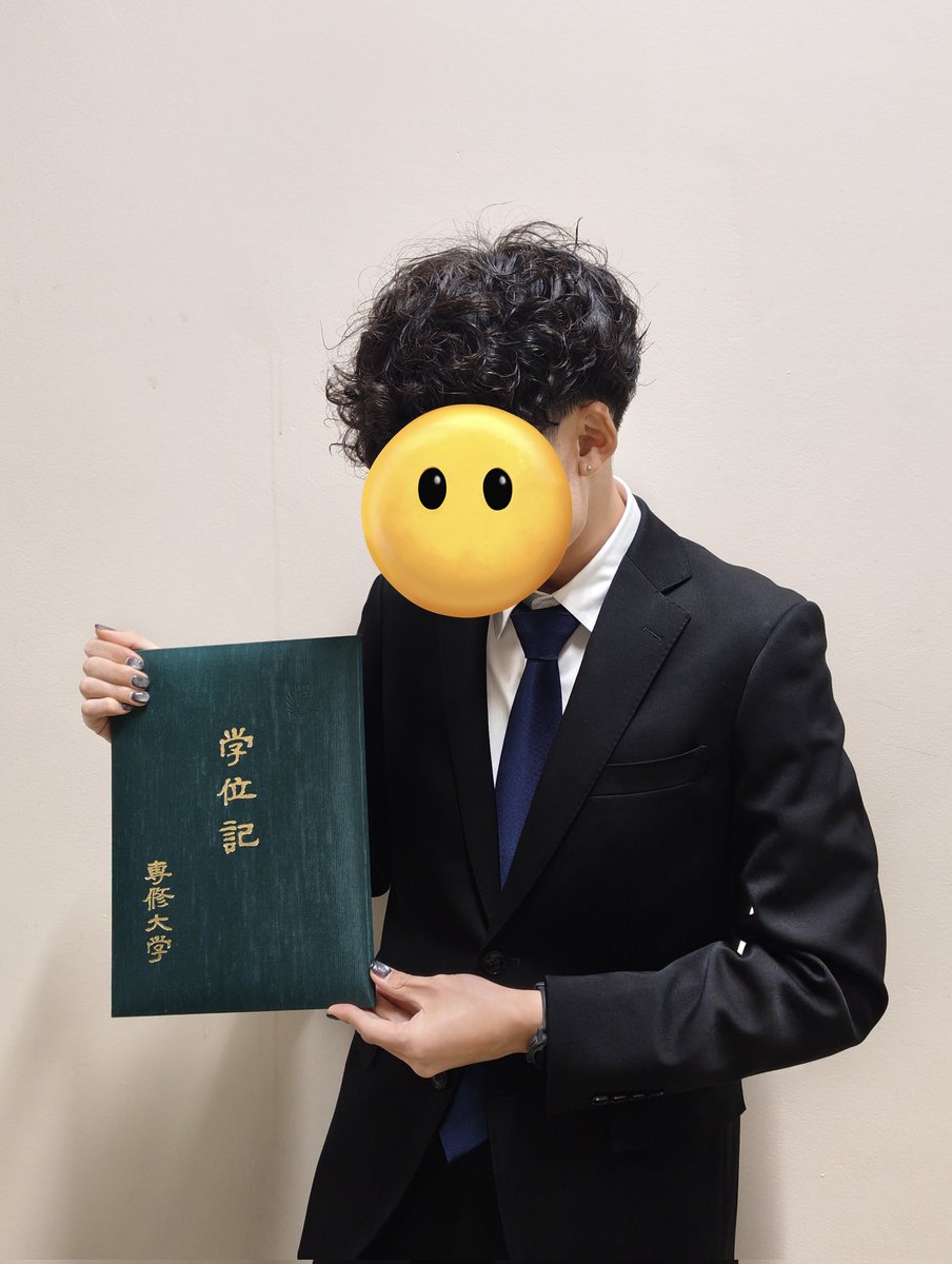 ごにき tweet media