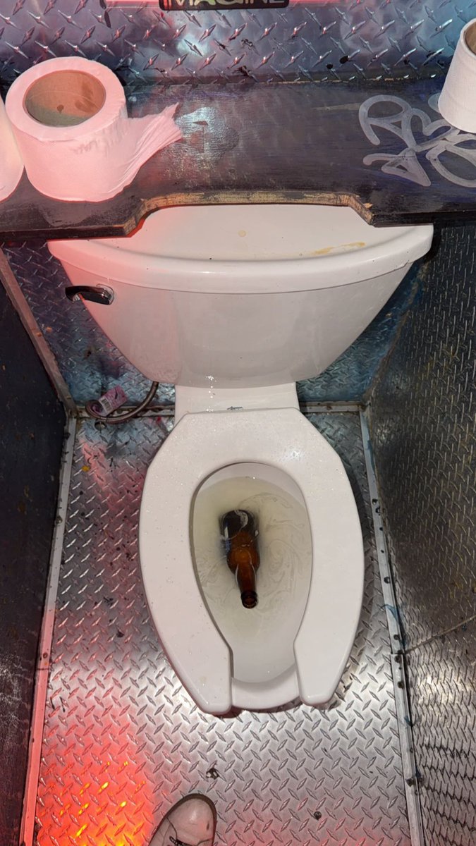 Darius Finkelstein tweet media