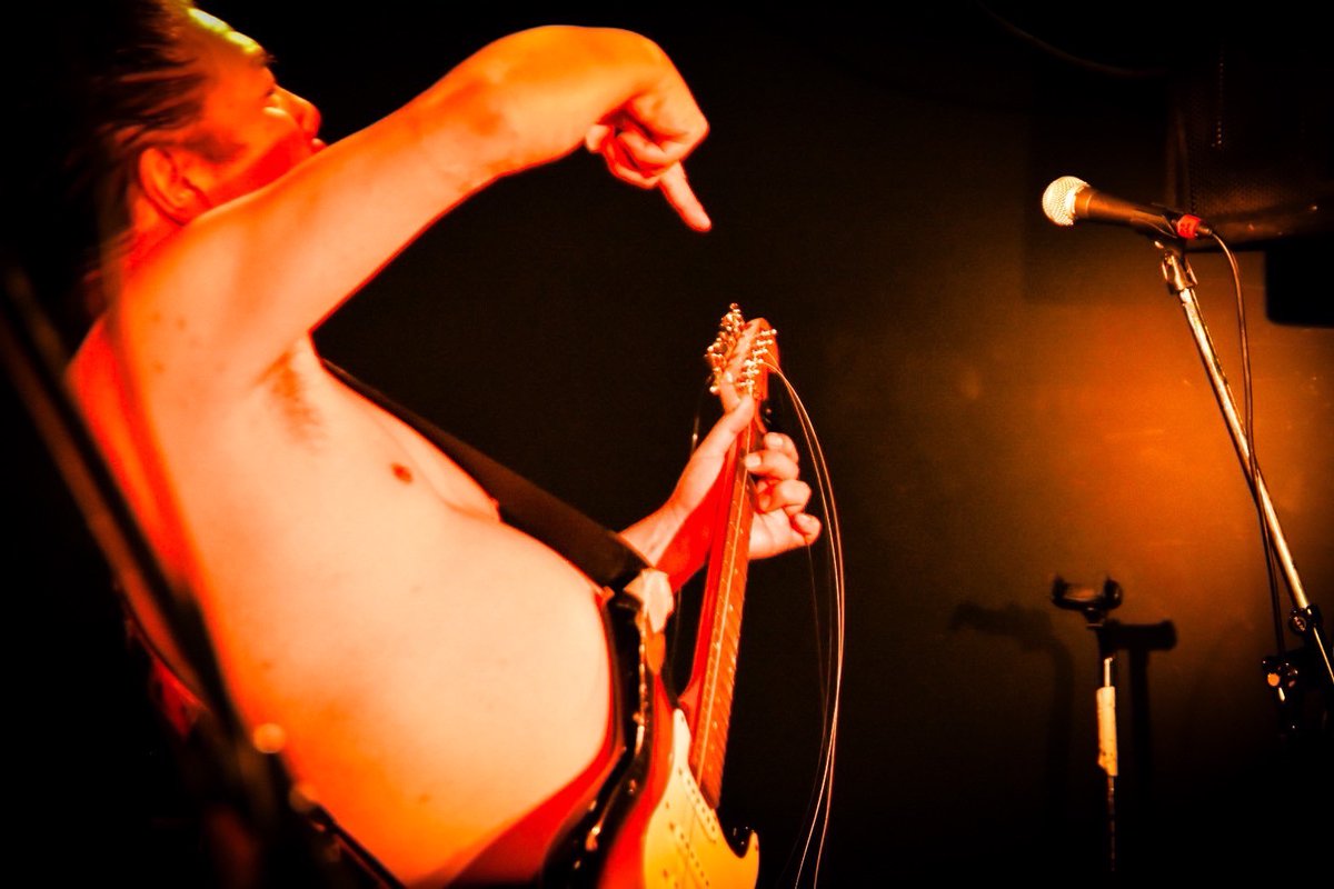 GASOLINE tweet media