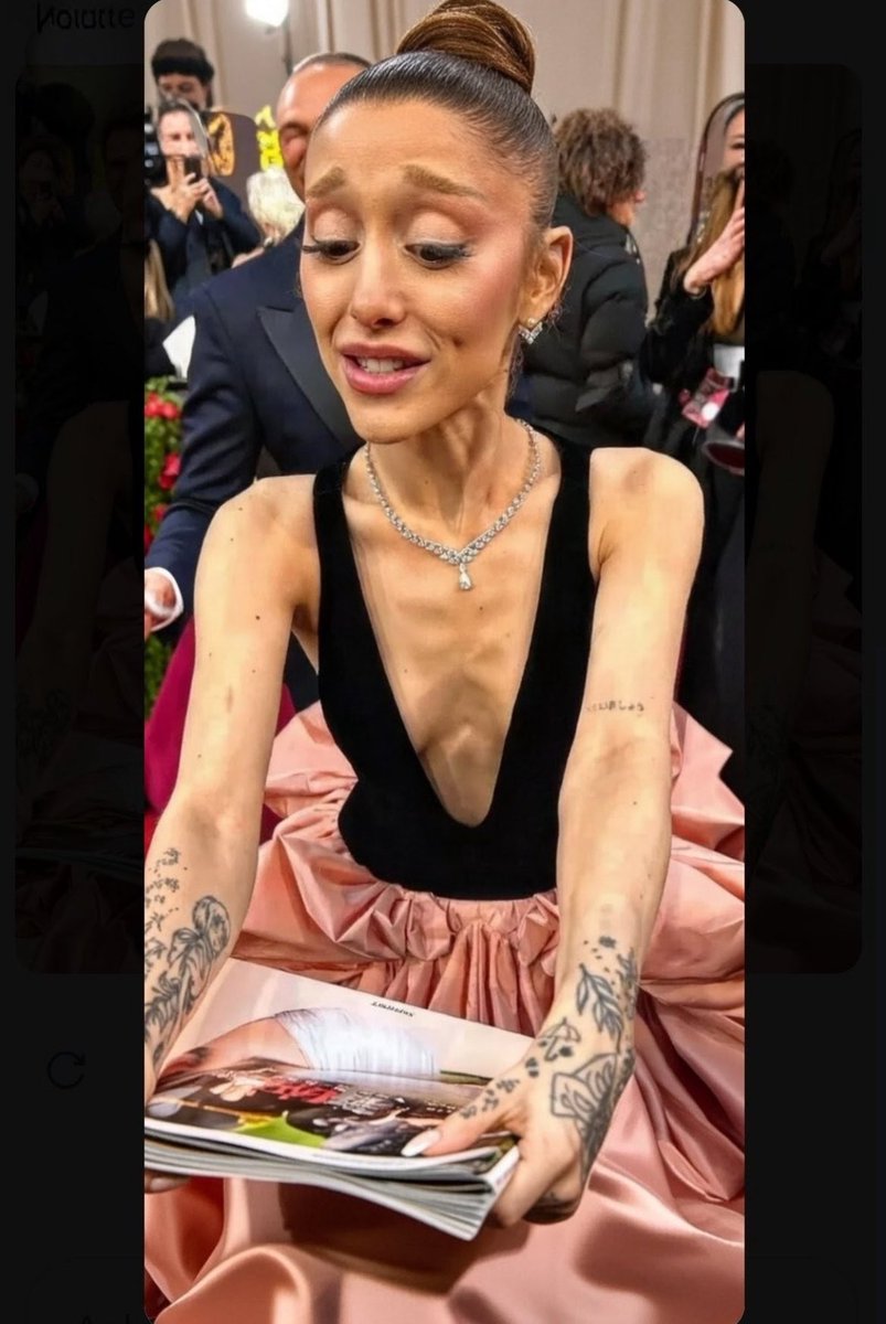 𝑨𝒏𝒂𝒚𝒂 ❥ tweet media