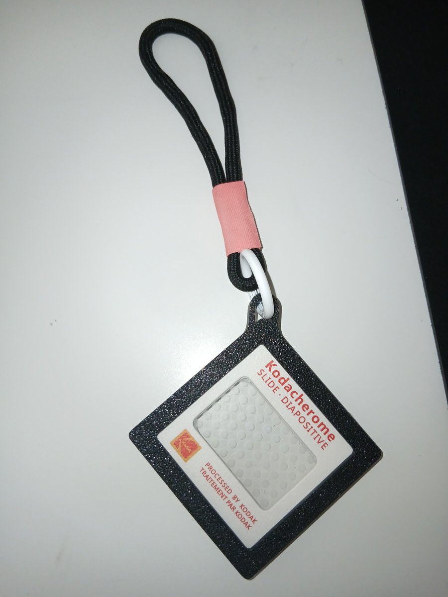 SLOW/지스리💫(상태: 95즈마불지 처하자) tweet media