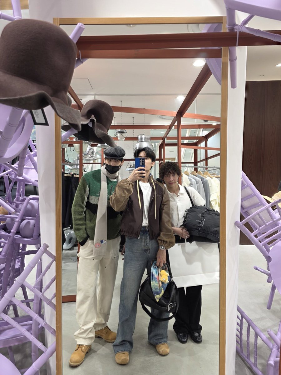 𝐓𝐑𝐄𝐍𝐃 𝐅𝐎𝐑 𝐆𝐔𝐍 𝐀𝐓𝐏 tweet media