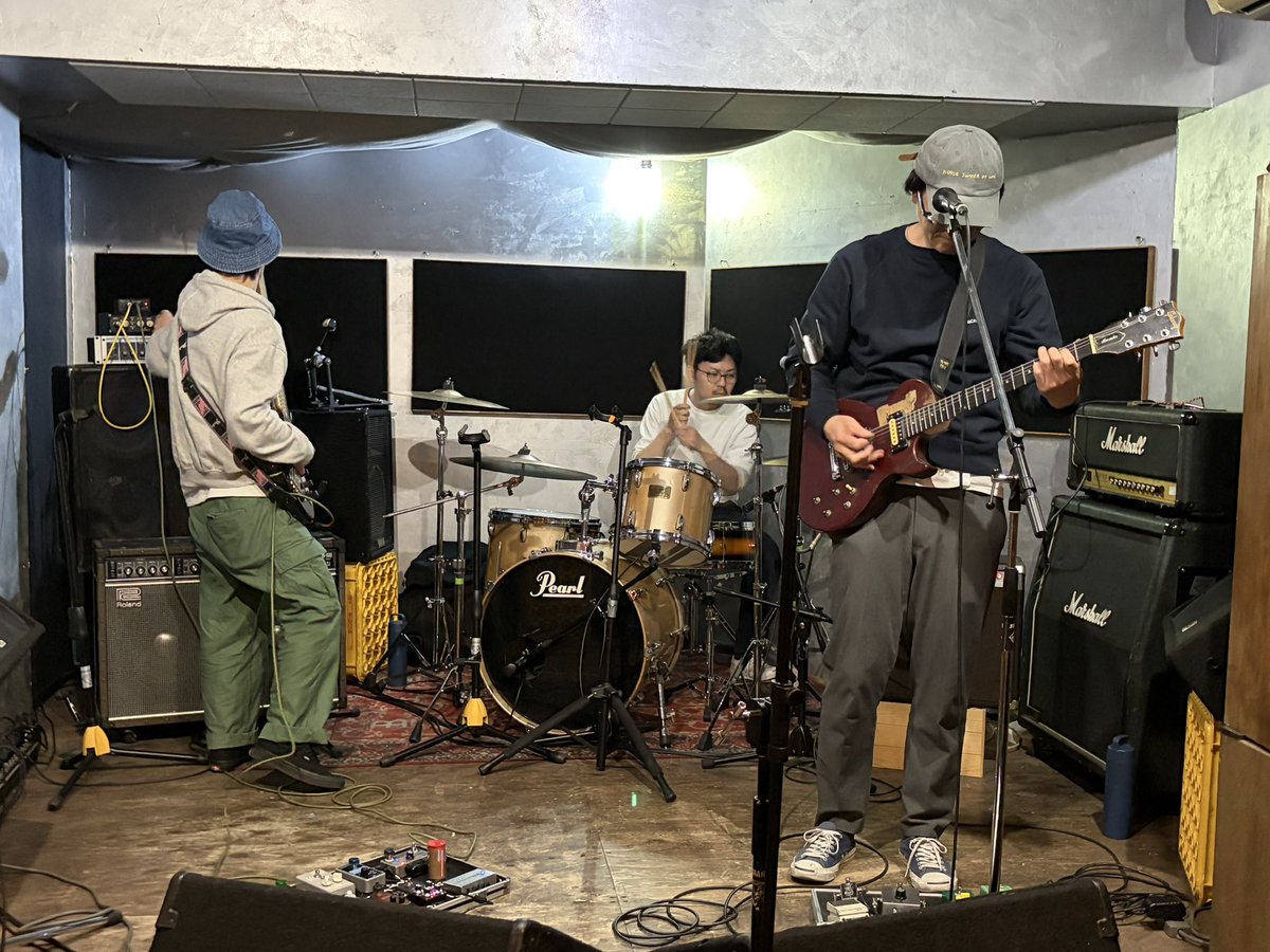 hallucination tweet media