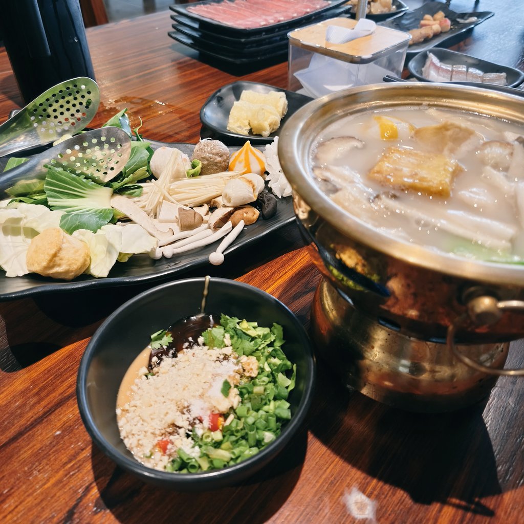 xasteraia ✨👑 comms open! tweet media