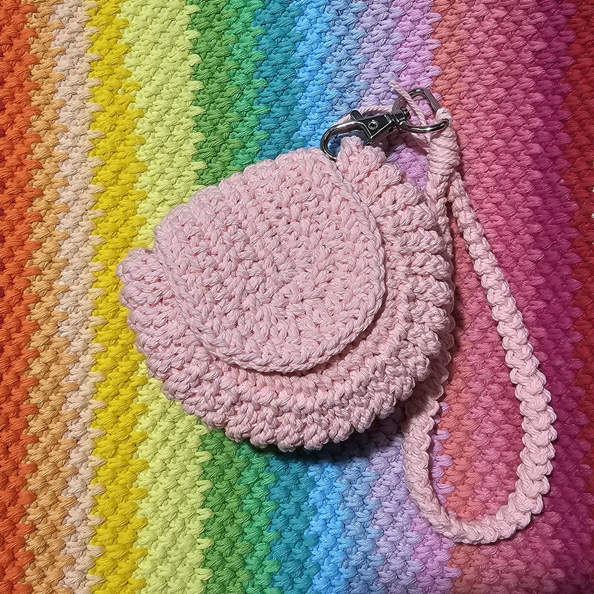 เมย์เหม่เม่เม้เหม tweet media