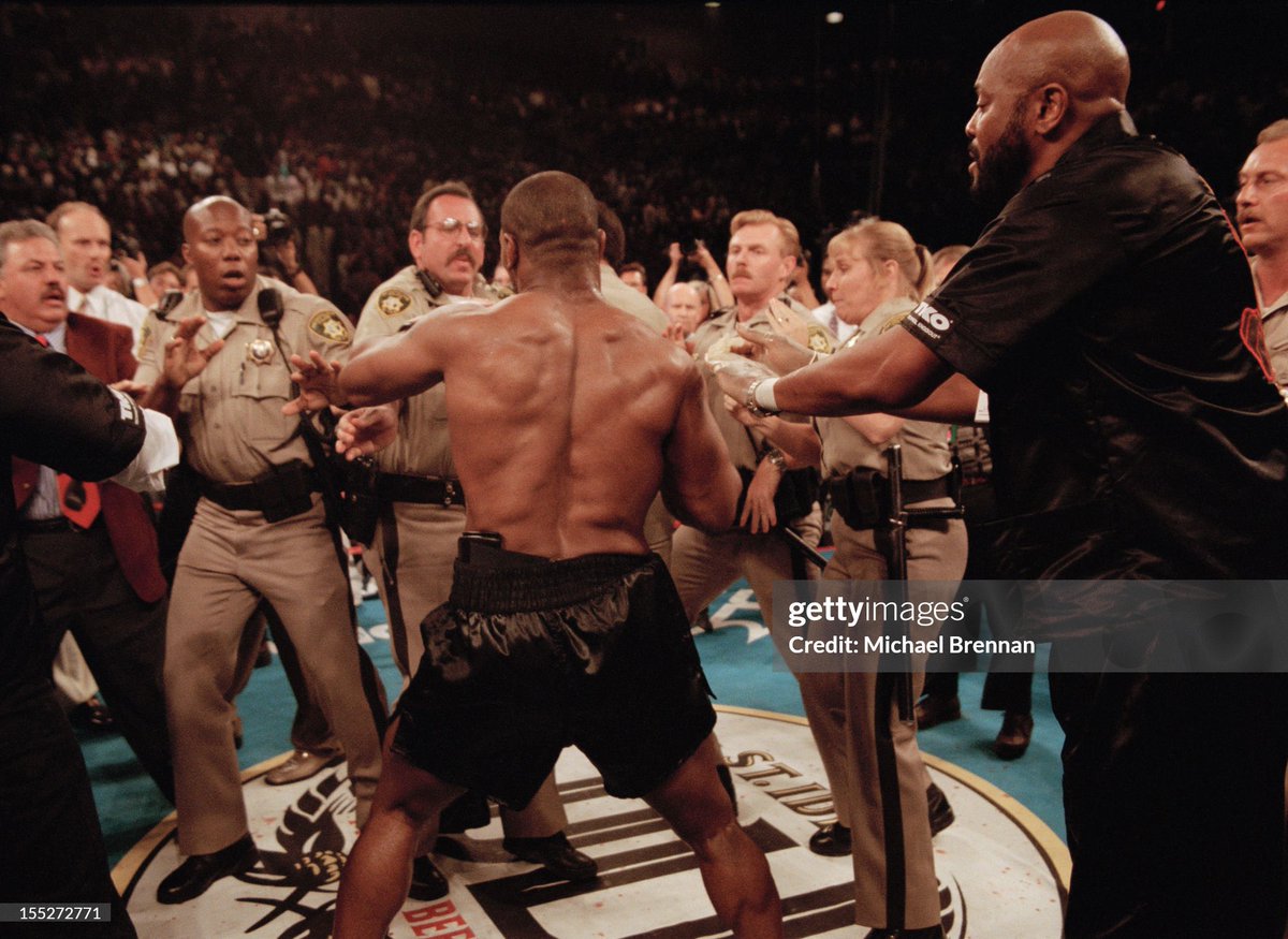 Houston Boxing Examiner tweet media