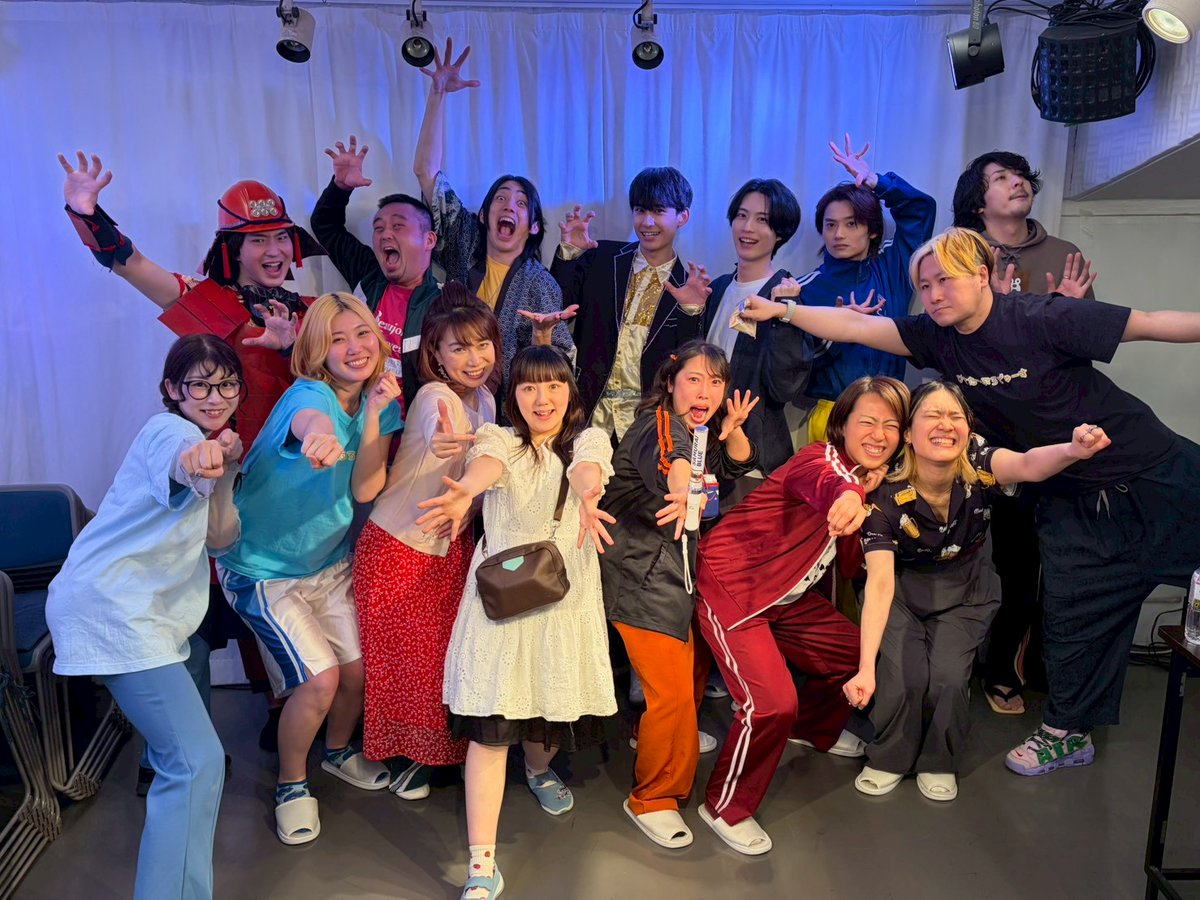 VistarProduce's tweet photo. #これが私の世界
#これが私の世界の裏側
改めまして、本編&amp;トークショー、ご来場・ご声援いただき誠にありがとうございました✨
本編のDVD予約受付中です！！
あの熱をご家庭でも！✨✨✨ https://t.co/vPK5qJuGGu
こちらよりご予約お待ちしております！ https://t.co/qbNNUB0NKz