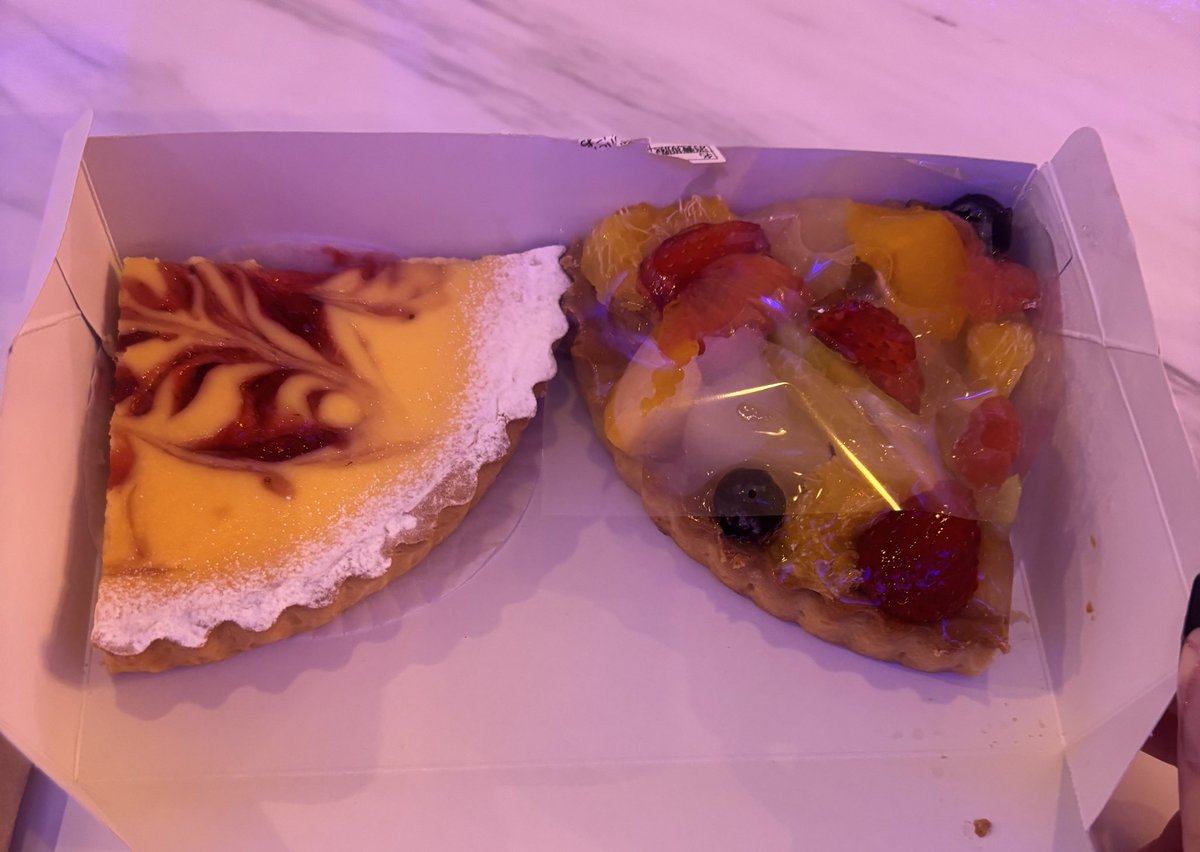 りる@カララブ tweet media