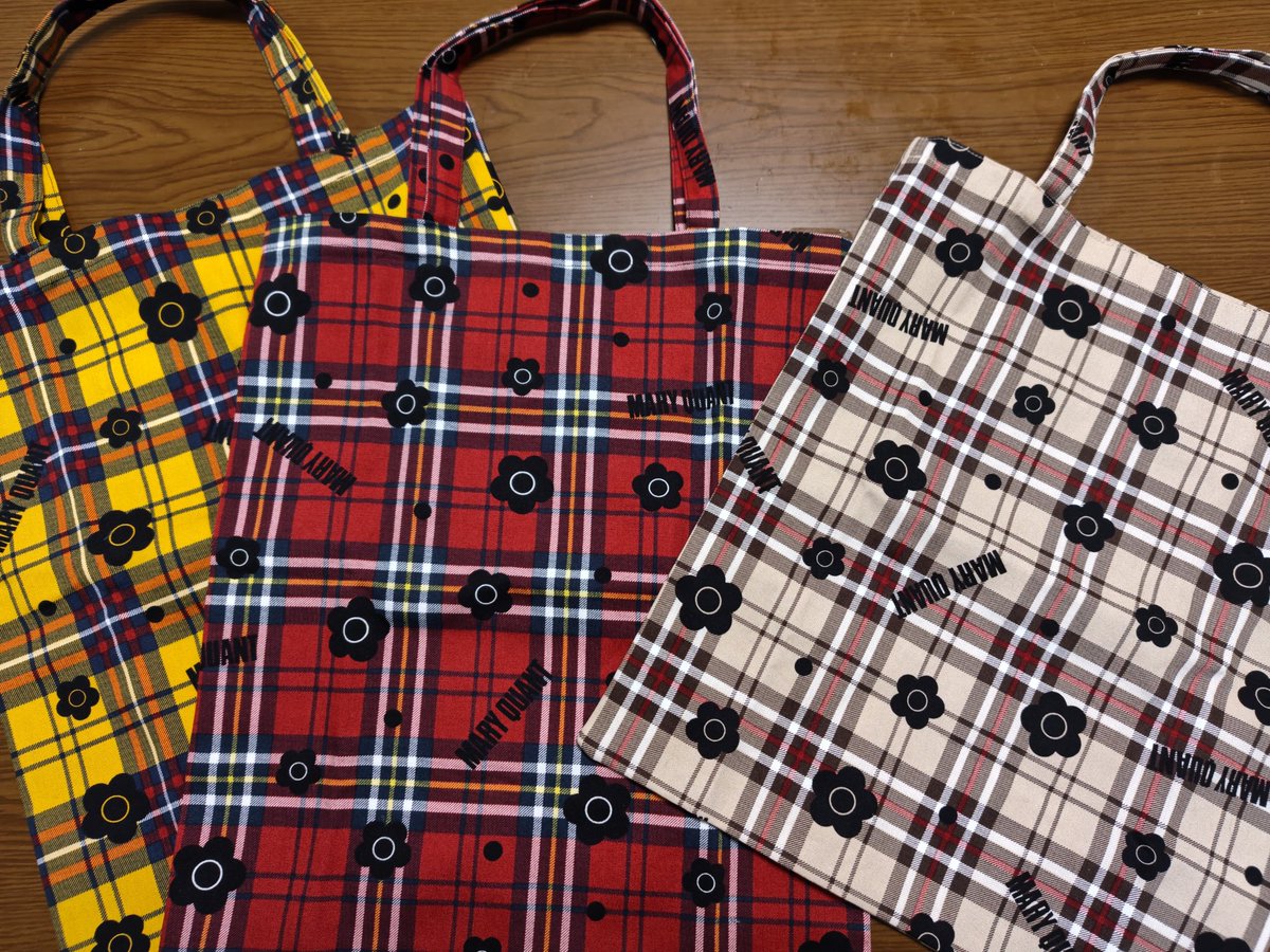 harapoppo1's tweet photo. 本部役員メンバーへ。
マリークワントのサブバッグ、3つ完成🌿
#ハンドメイド
#MARYQUANT https://t.co/ewSfqeTb2R