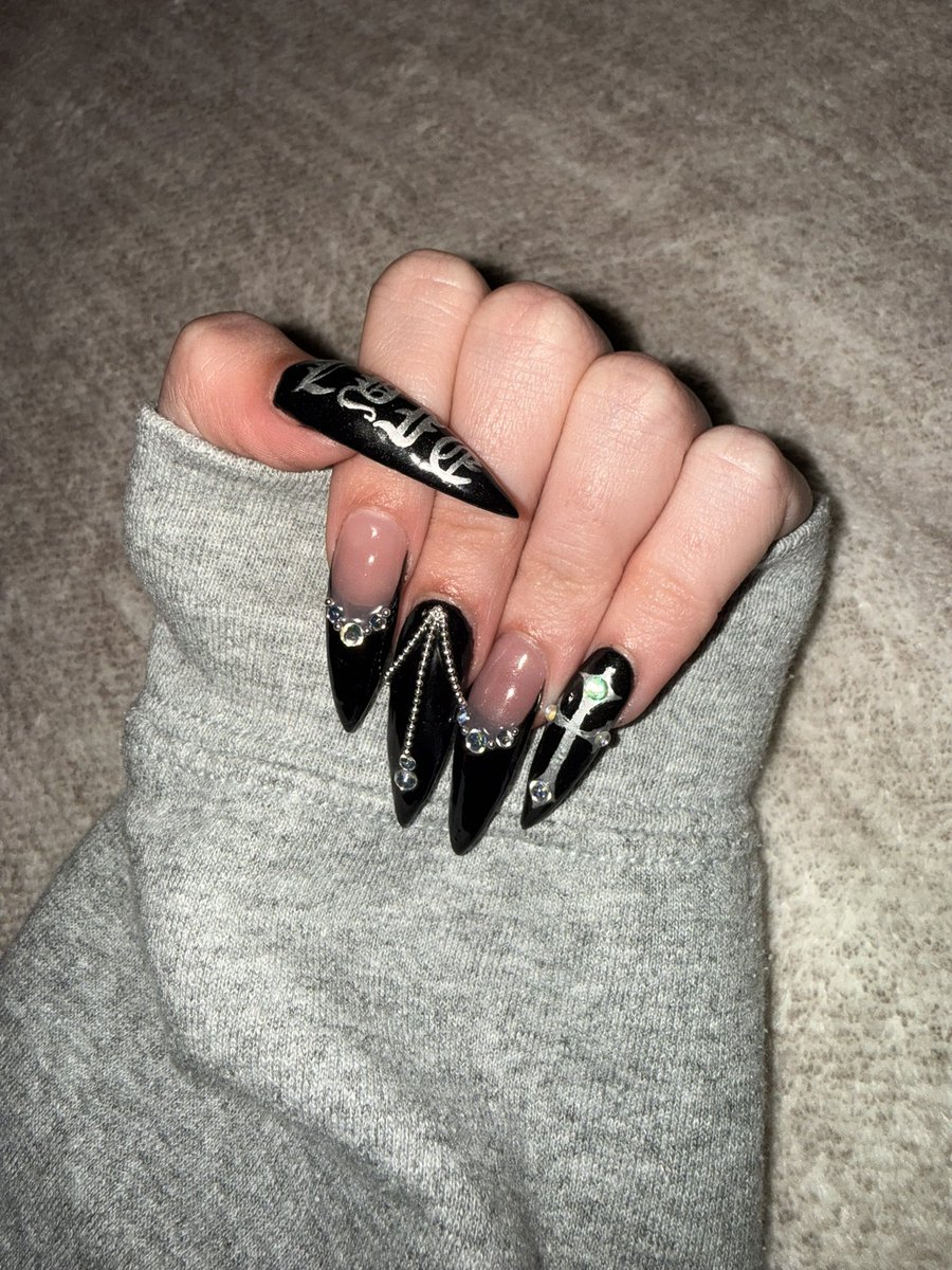 brïanna tweet media