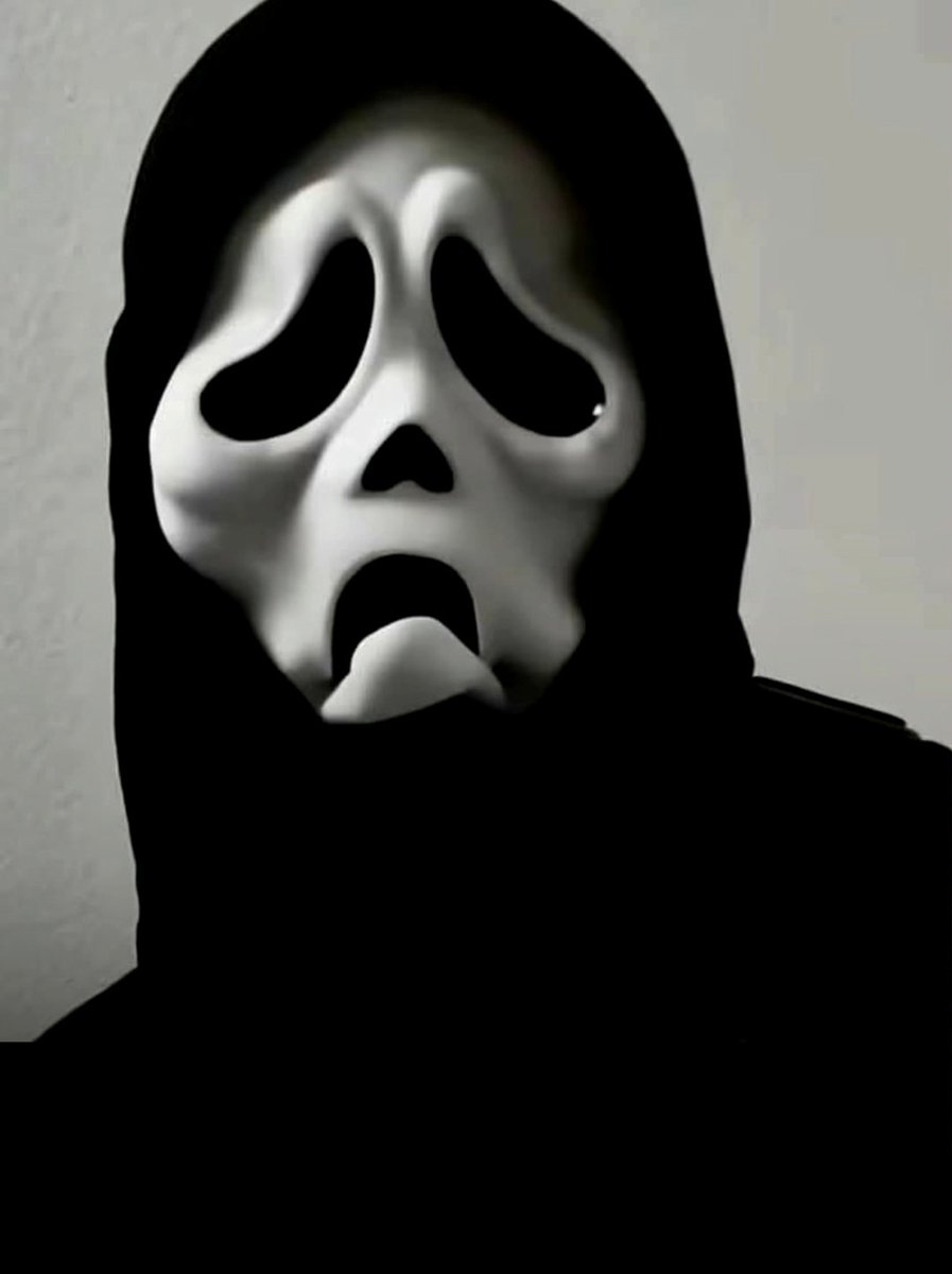 CertifiedCyn 🖤 tweet media