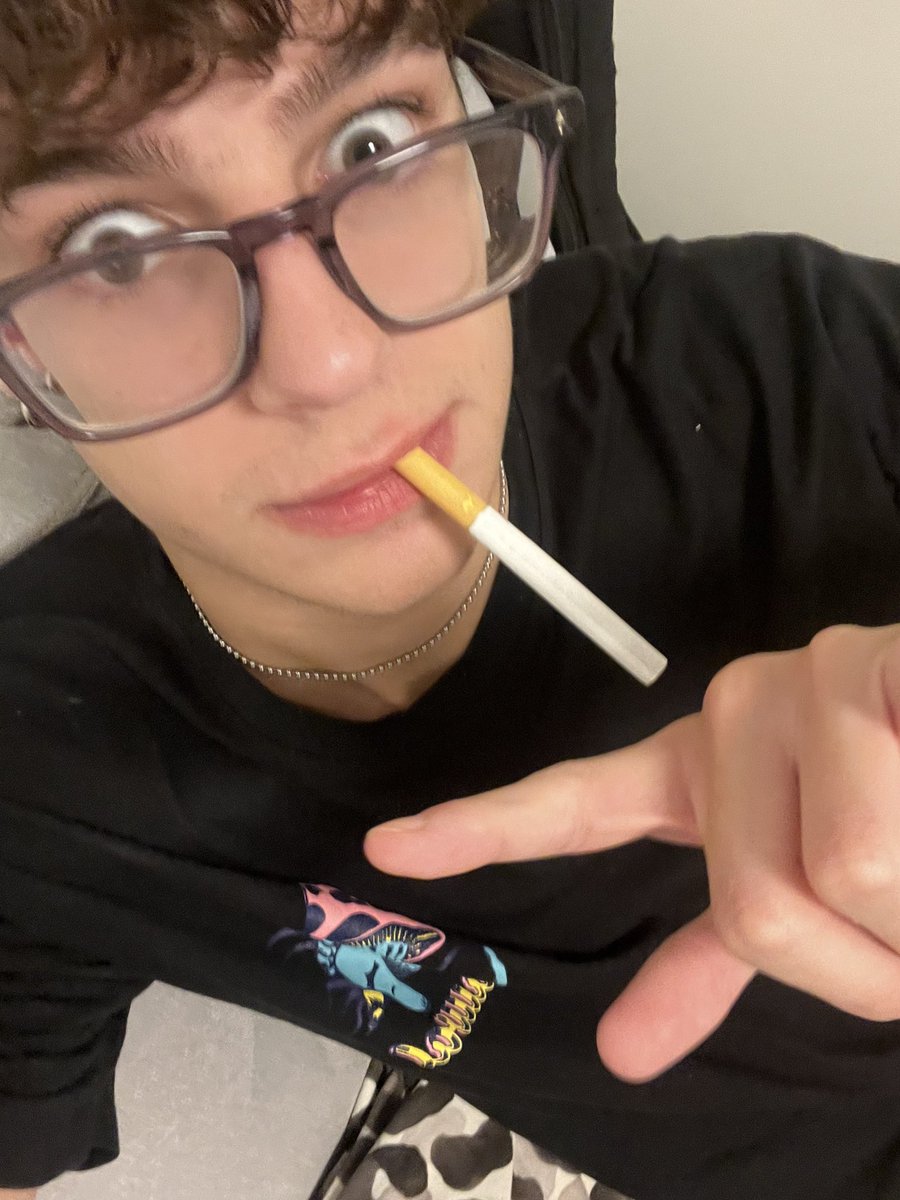 omglasensacionmdq tweet media