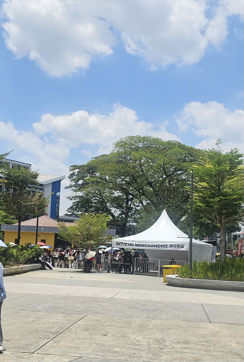 💙vee_hwa💜 tweet media