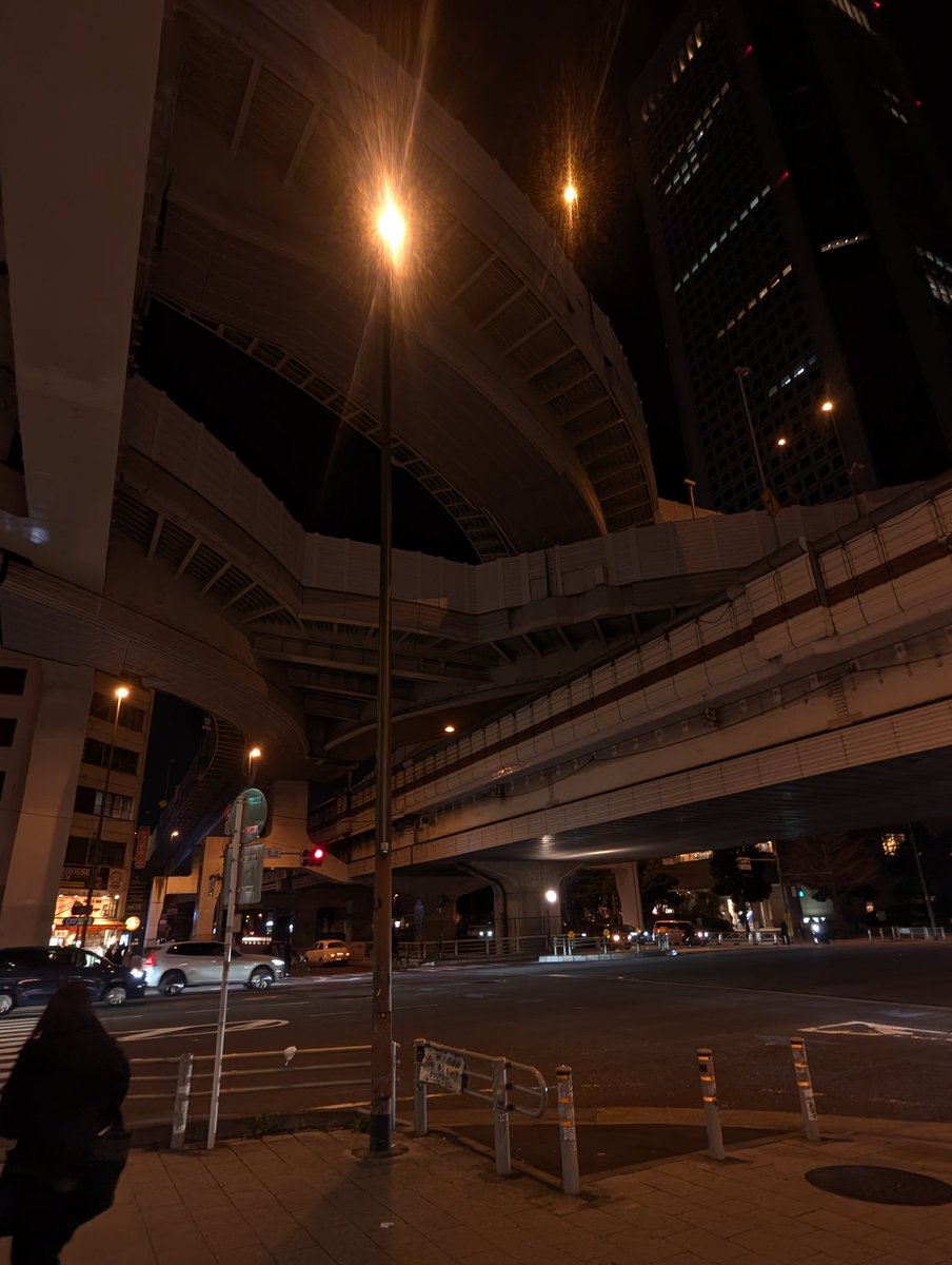 e18_9's tweet photo. 西新宿jct
1枚目の構図が阿波座と似てて個人的に良き https://t.co/BnYaccZ33B