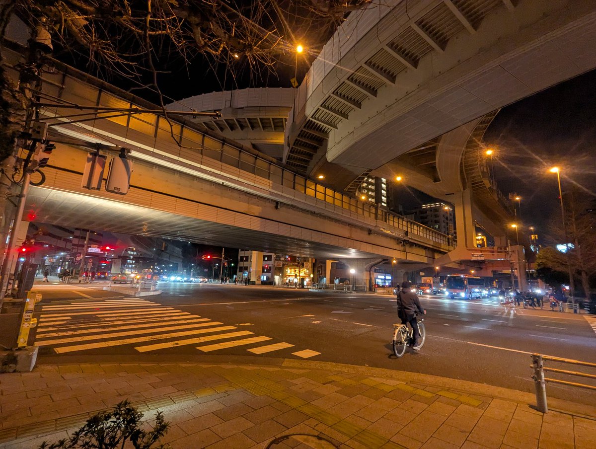 e18_9's tweet photo. 西新宿jct
1枚目の構図が阿波座と似てて個人的に良き https://t.co/BnYaccZ33B