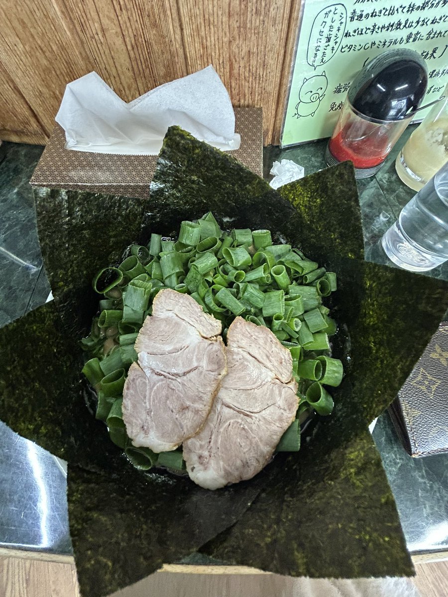 ねそか ねふ tweet media