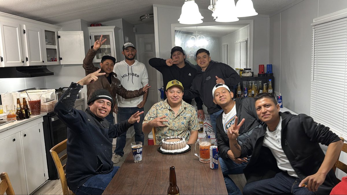 alfonsovige's tweet photo. HBD Jona https://t.co/cVBmsNVkpc